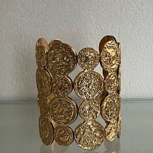 Zara Gold Textured Bracelet